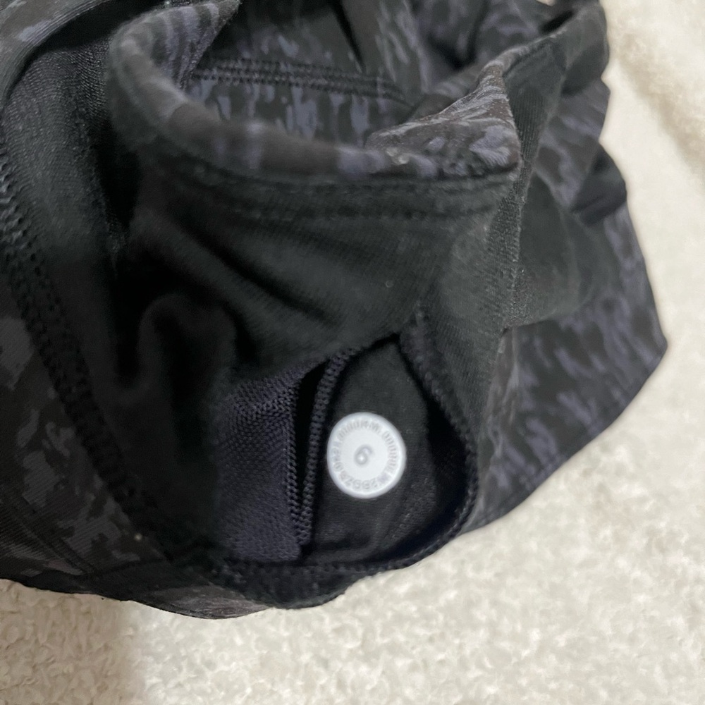 Lululemon Athletica Black Patterned Energy Bra - 6 - Picture 4 of 4